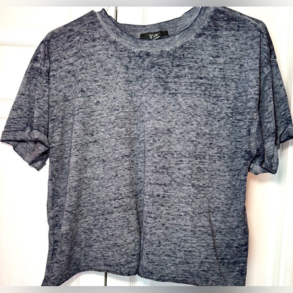 Forever 21 Charcoal Gray Short Sleeve Tee
